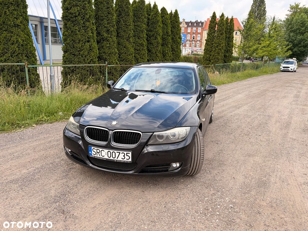 BMW Seria 3 320i - 2