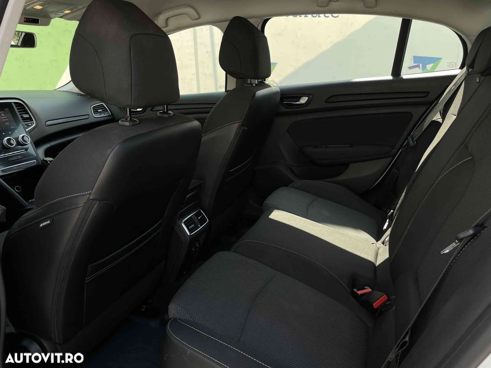 Renault Megane - 14