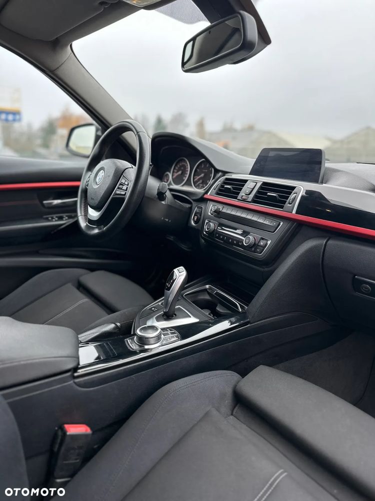 BMW Seria 3 318d Sport Line - 6