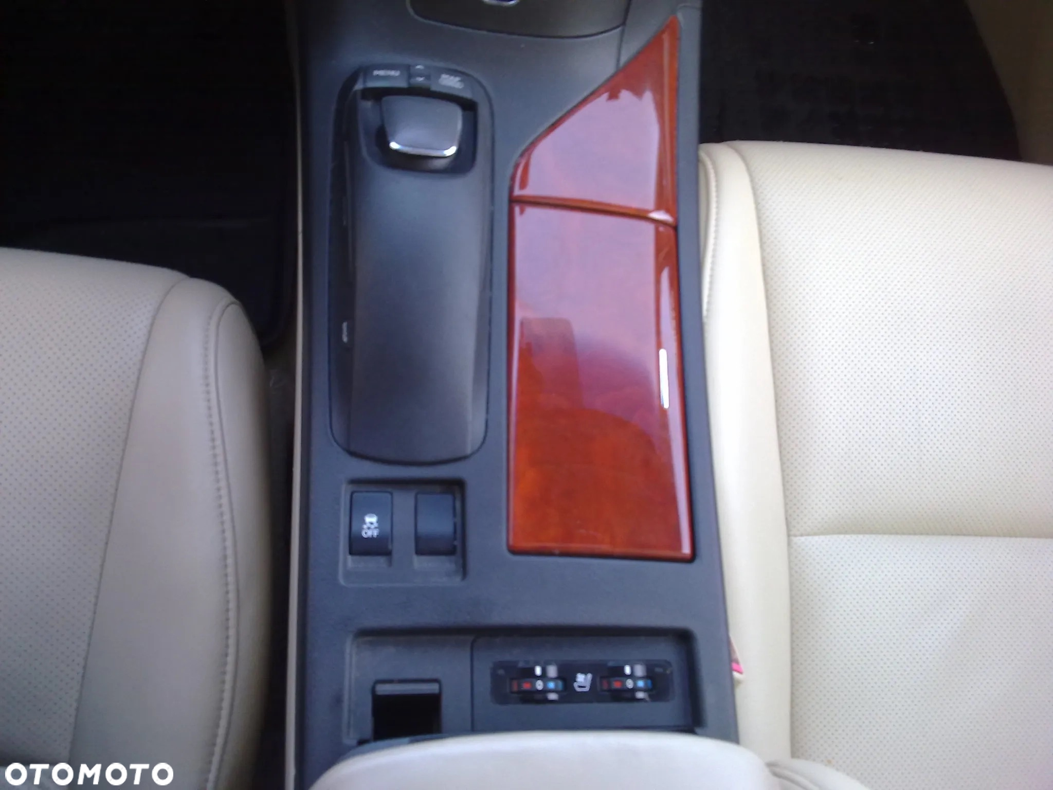 Lexus RX 450h Prestige - 18