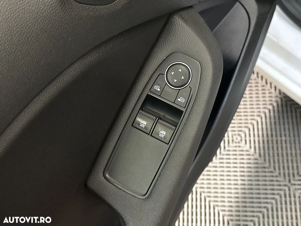Renault Clio - 15