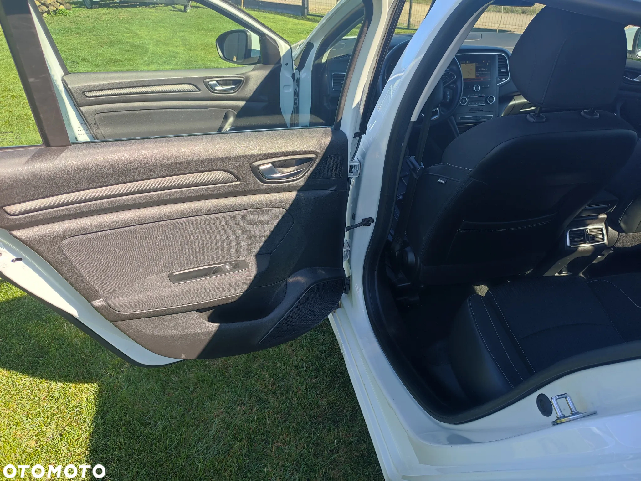 Renault Megane 1.3 TCe FAP Intens - 21
