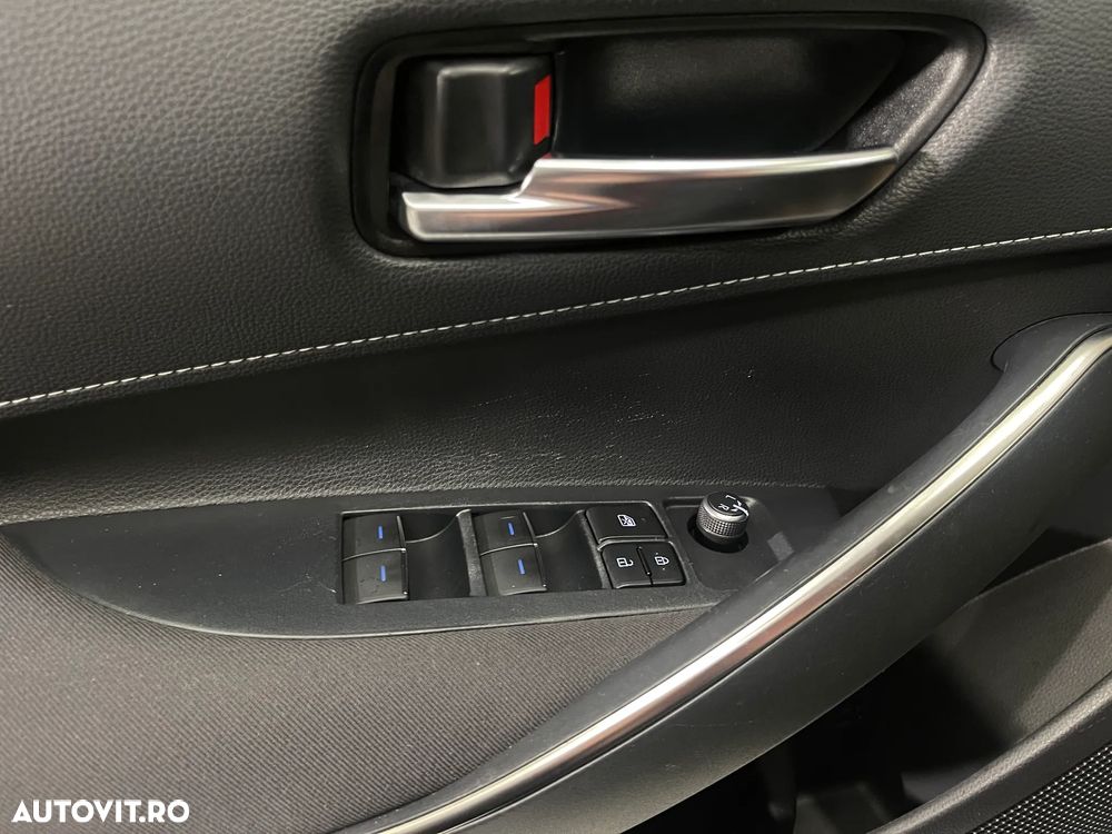 Toyota Corolla 2.0 HSD TS Exclusive - 16