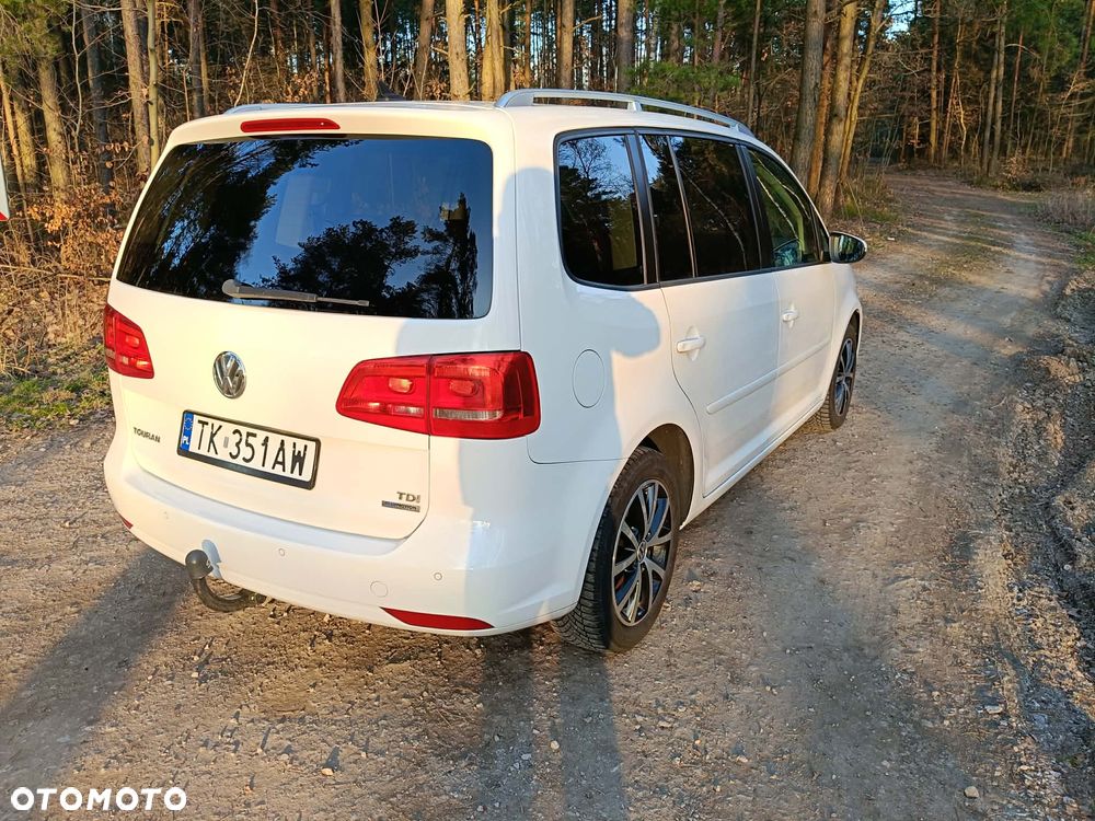 Volkswagen Touran 1.6 TDI DPF BlueMot Comfortline - 3