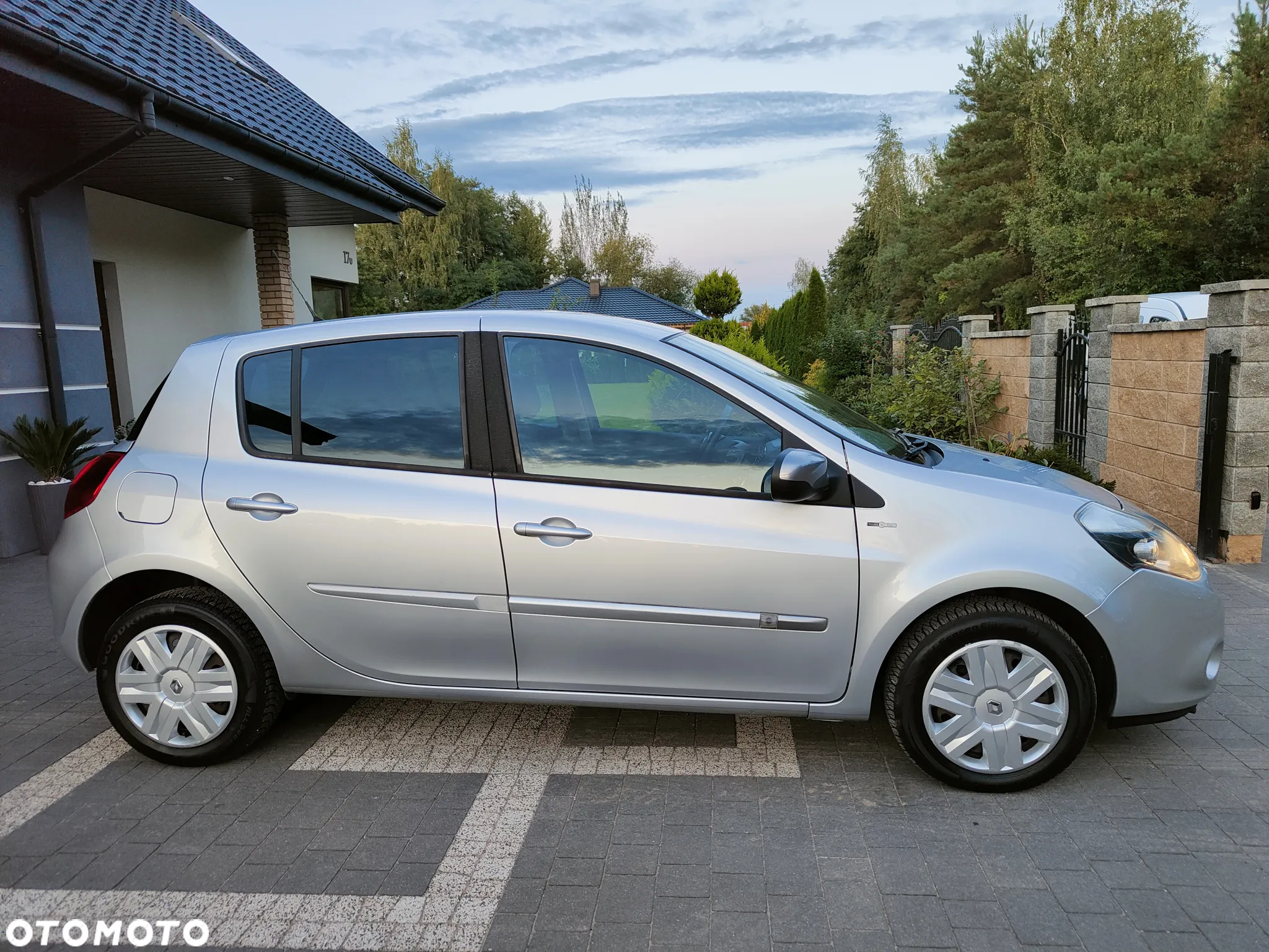 Renault Clio 1.6 16V Night&Day - 3