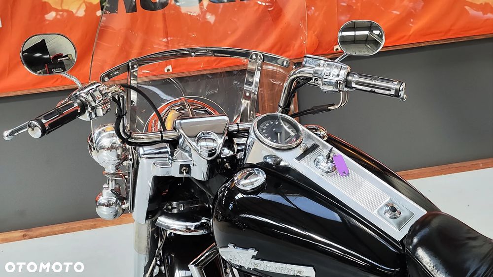 Harley-Davidson Touring Road King - 11