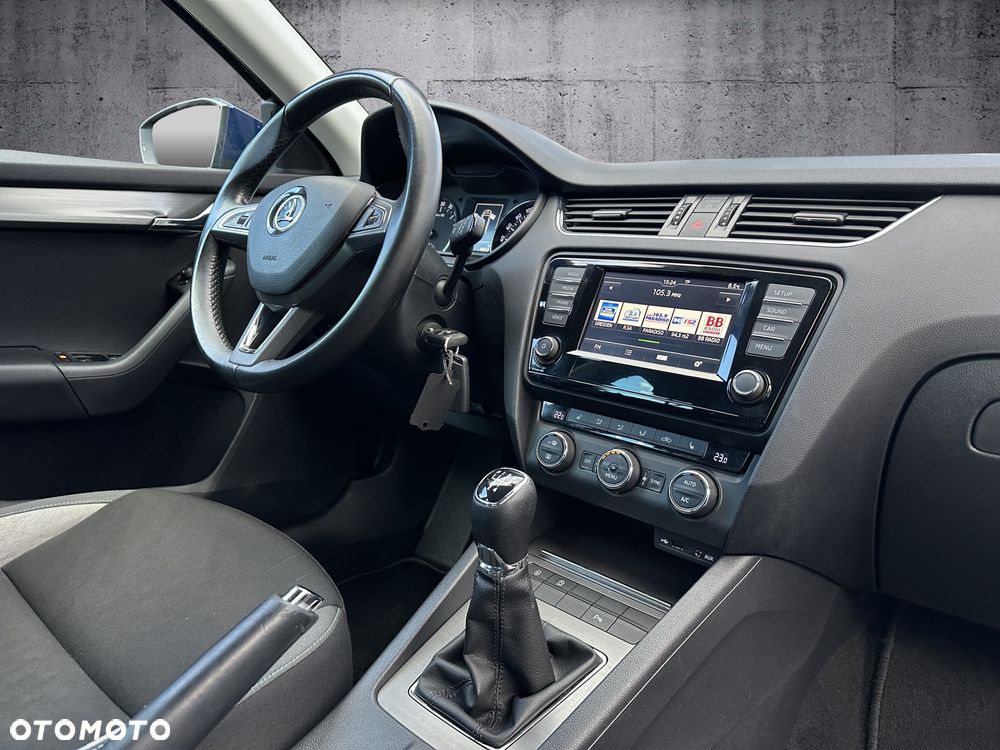 Skoda Octavia 1.6 TDI (Green tec) Joy - 9