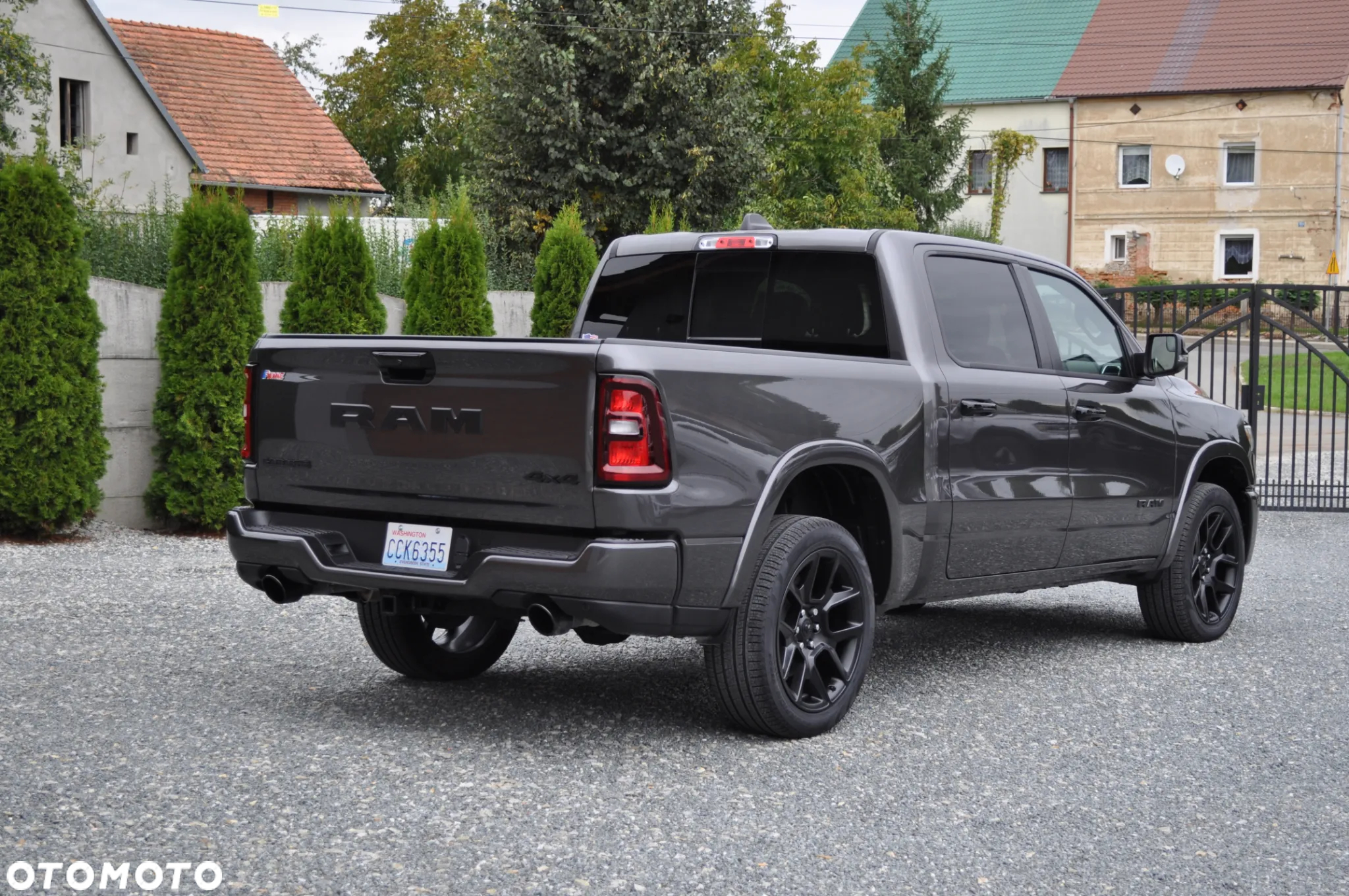 RAM 1500 5.7 Crew Cab Laramie - 9