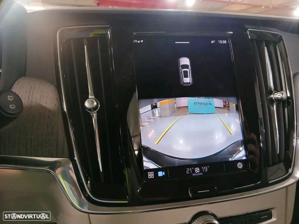 Volvo V90 2.0 T6 PHEV Core AWD - 10