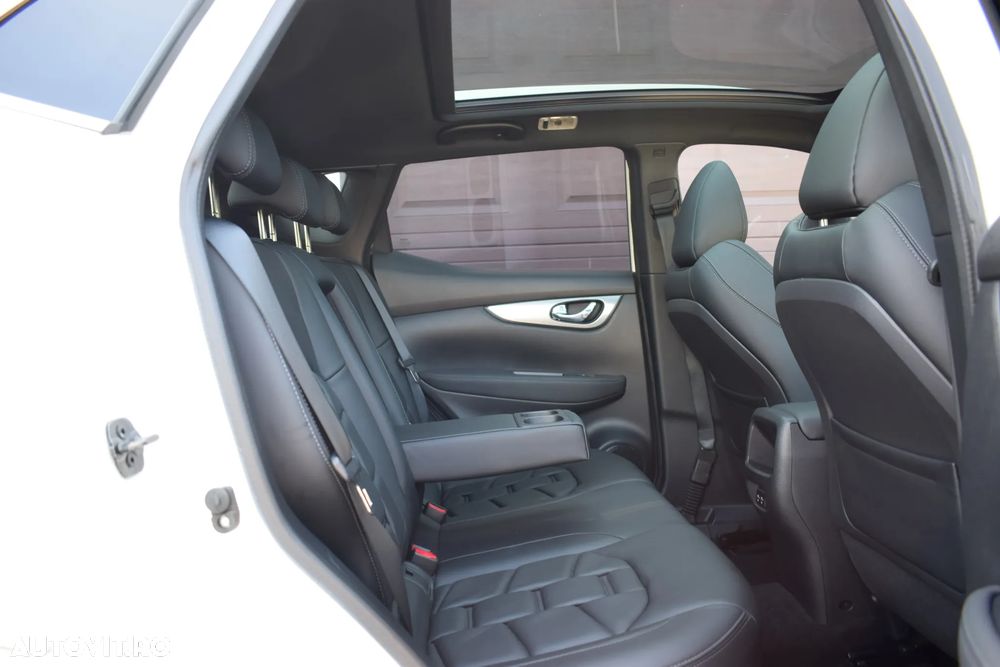 Nissan Qashqai 1.5 DCI DCT TEKNA+ - 16