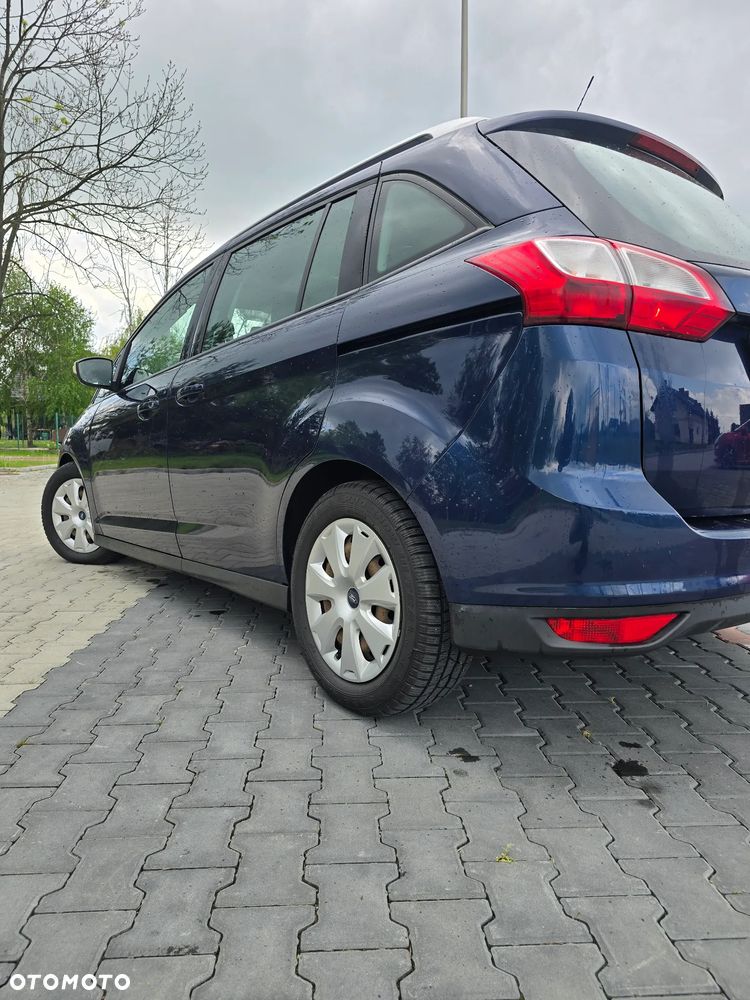 Ford Grand C-MAX - 7