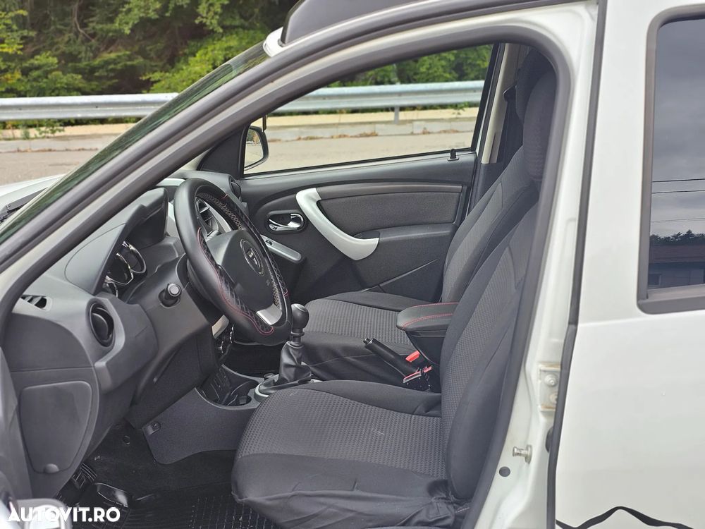Dacia Duster - 8