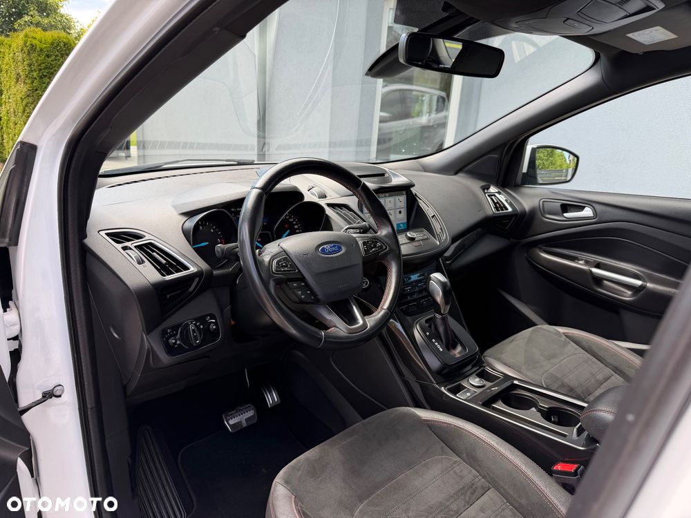 Ford Kuga 2.0 TDCi AWD ST-Line - 10