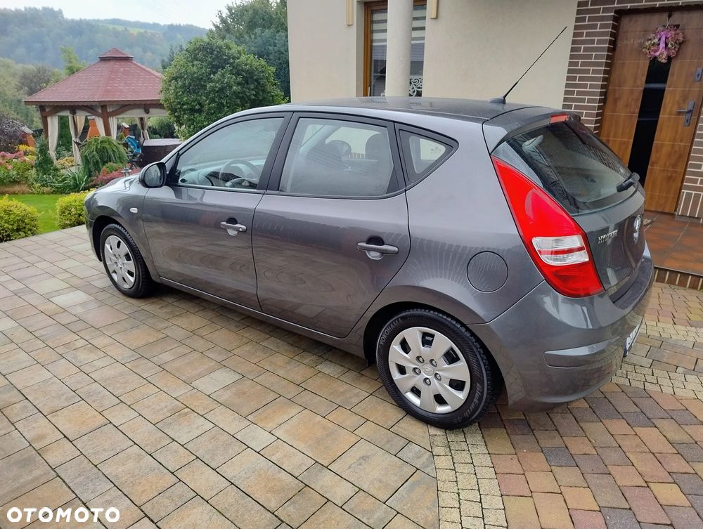 Hyundai i30 1.6 Comfort - 6
