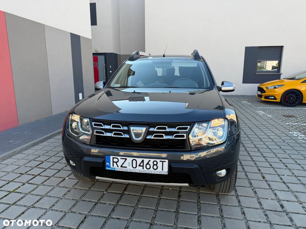 Dacia Duster 1.6 SCe Laureate S&S - 8