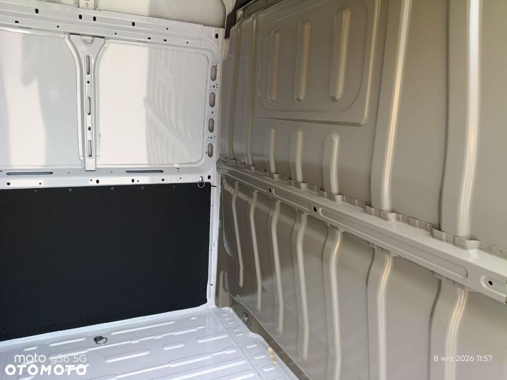 Opel MOVANO - 13
