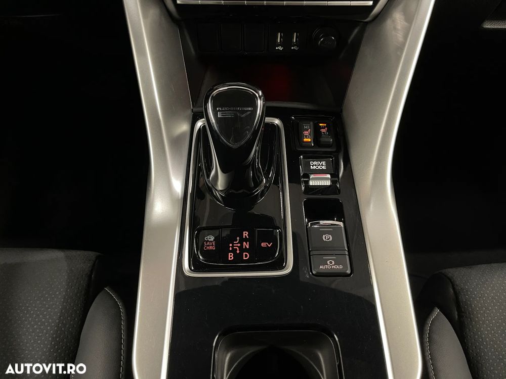 Mitsubishi Eclipse-Cross 4WD Plus - 17