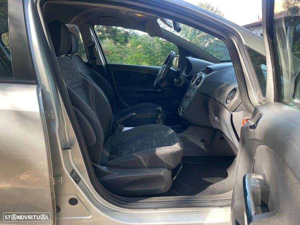 Opel Corsa 1.3 CDTi Enjoy EcoFLEX - 22