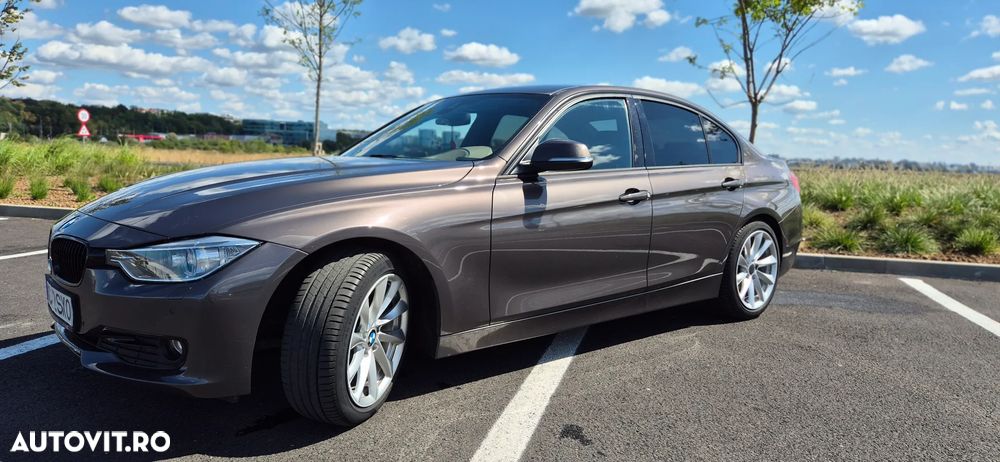 BMW Seria 3 320d Aut. - 5