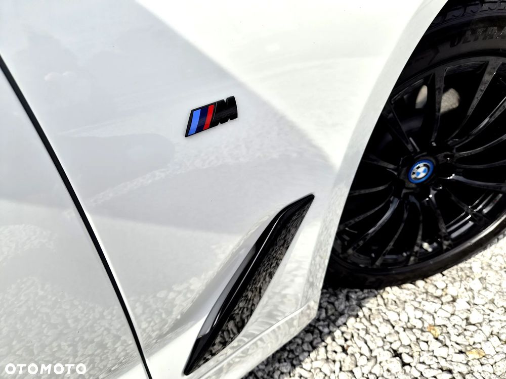 BMW Seria 5 530e xDrive M Sport sport - 23