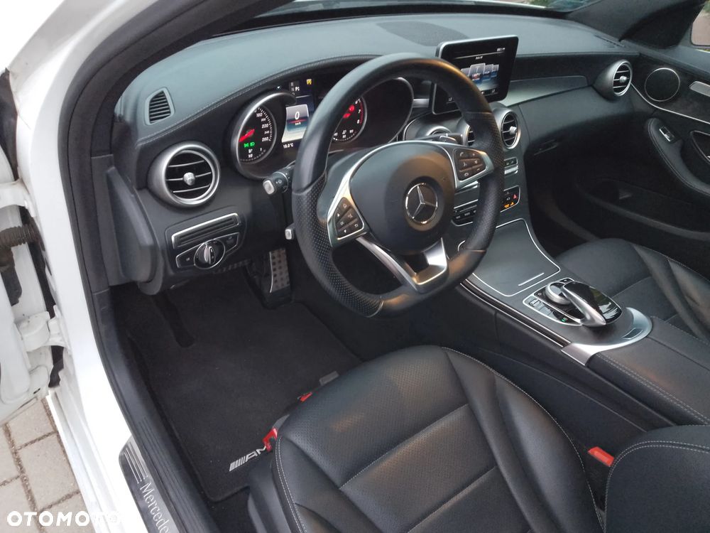 Mercedes-Benz Klasa C 200 4-Matic 7G-TRONIC - 12