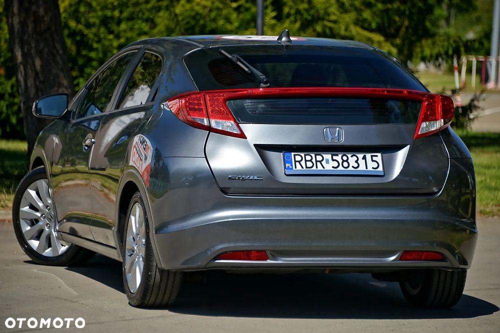 Honda Civic 1.4 i-VTEC - 5