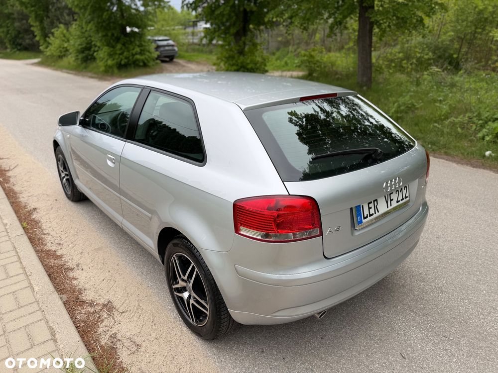 Audi A3 3-drzwiowe 1.6 Ambition - 14