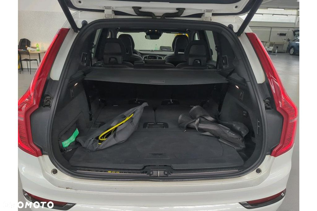 Volvo XC 90 - 13