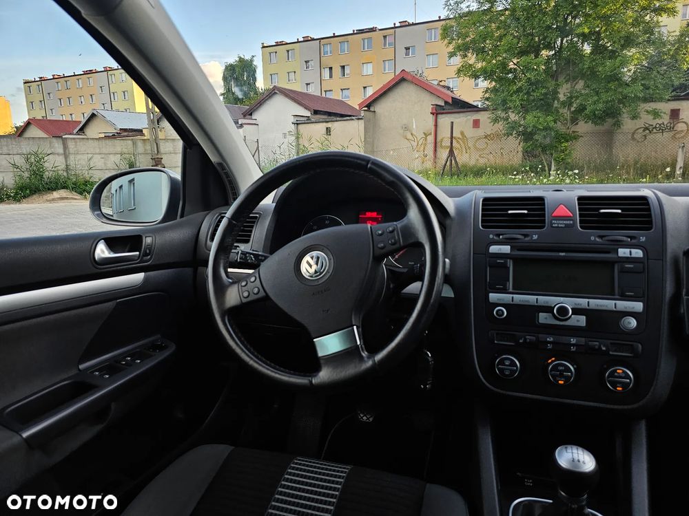Volkswagen Golf 2.0 TDI United - 13