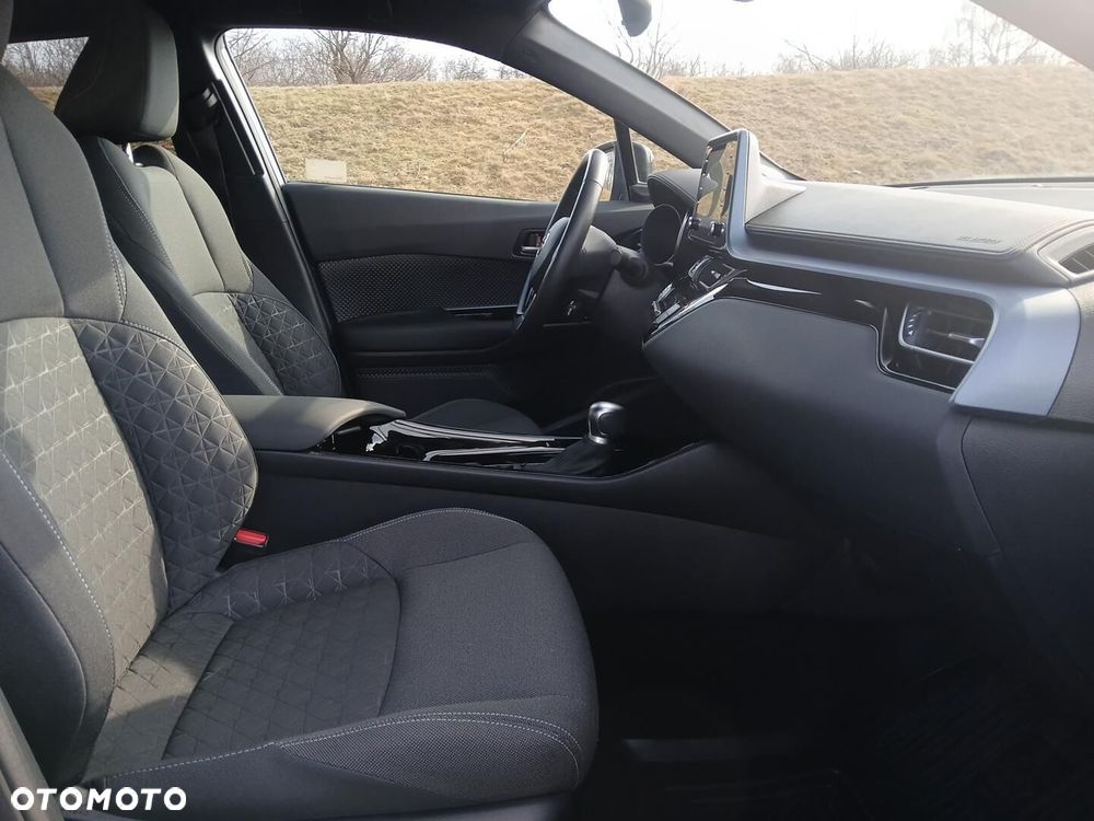 Toyota C-HR 2.0 Hybrid Style - 10