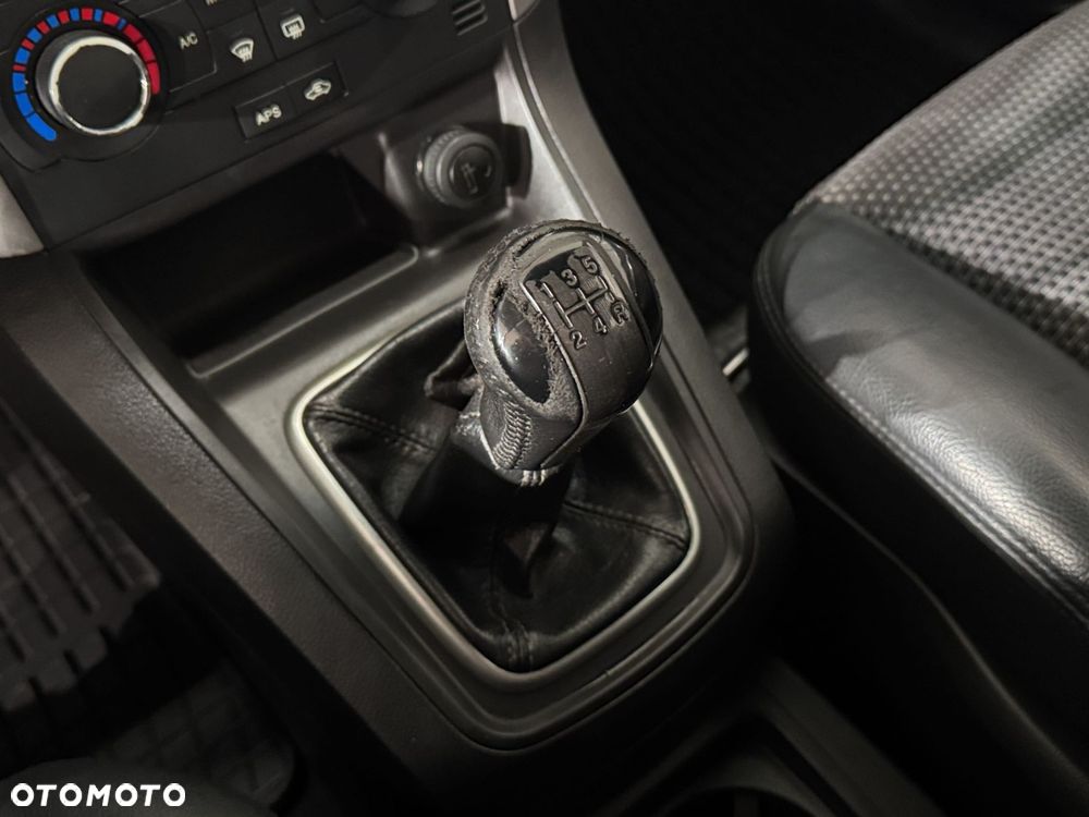 Chevrolet Captiva - 19