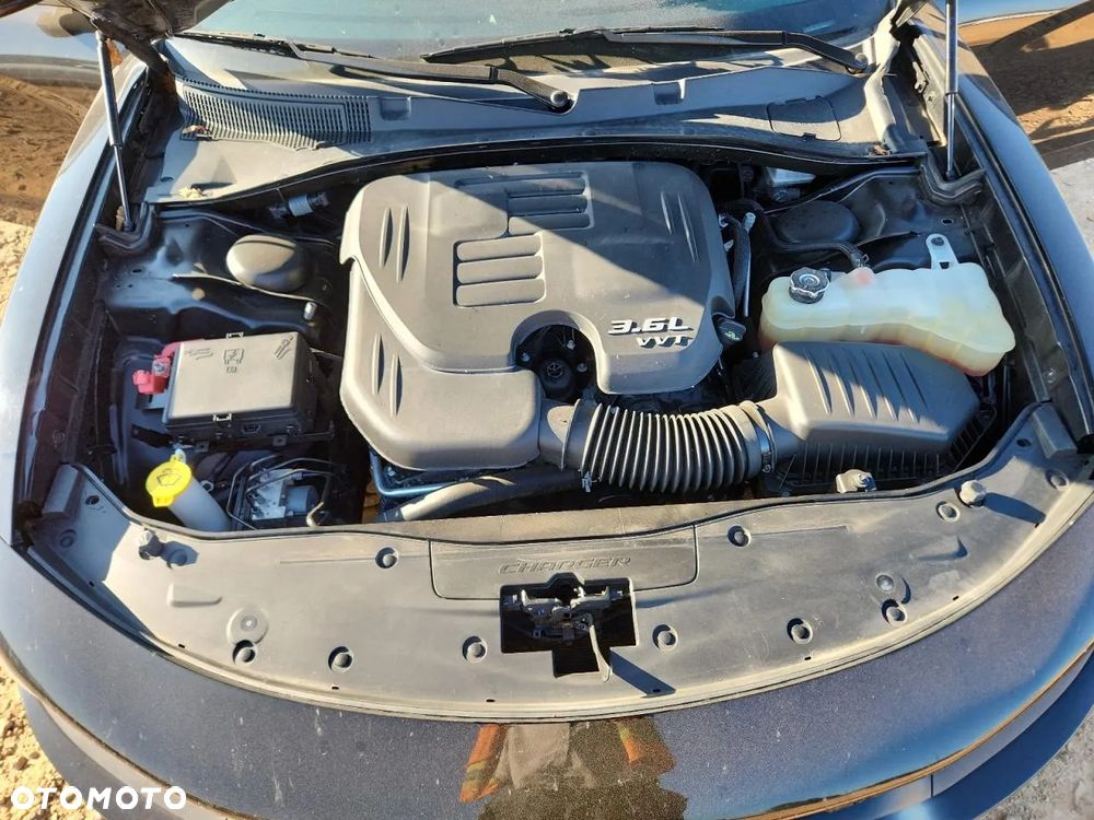 Dodge Charger 3.6 GT - 11