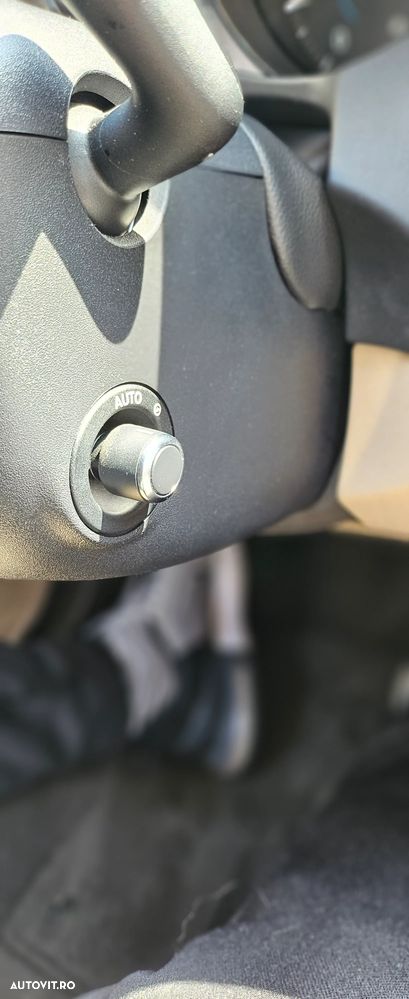 Jaguar XF 20d RWD Prestige - 17