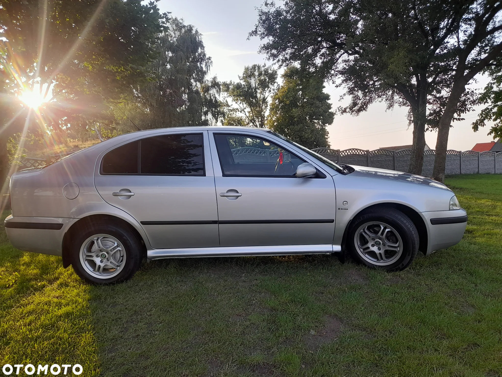 Skoda Octavia 1.6 Tour - 4