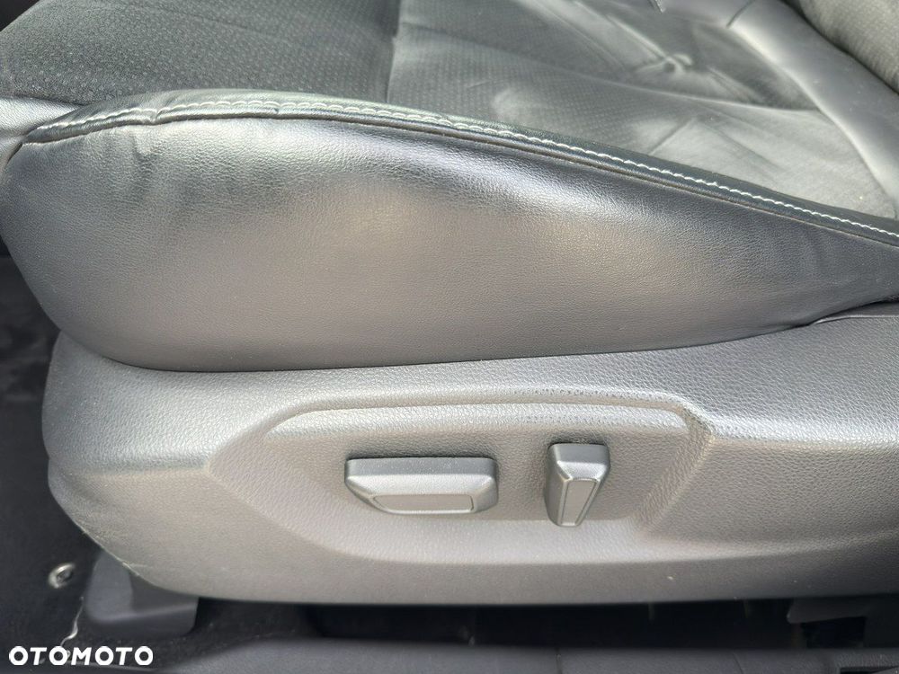 Mitsubishi Eclipse Cross - 15