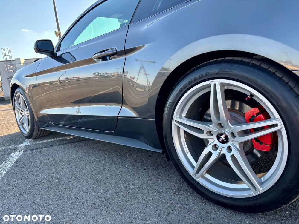Ford Mustang 2.3 Eco Boost - 8