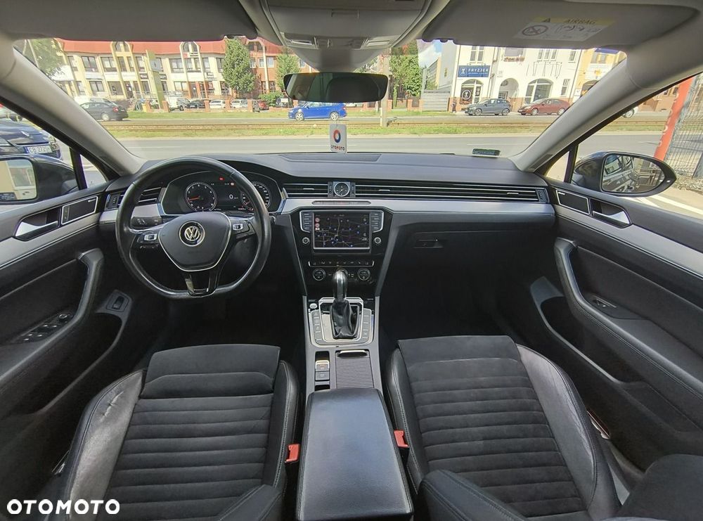 Volkswagen Passat 2.0 TSI BMT 4Mot Highline DSG - 8
