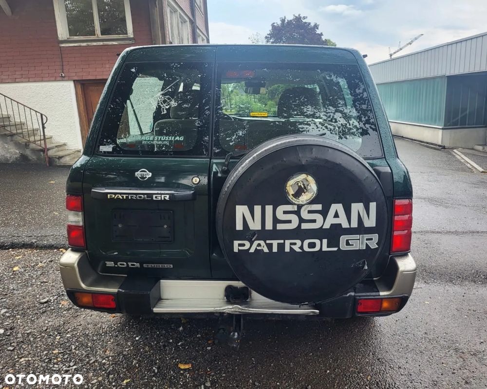 Nissan Patrol - 5