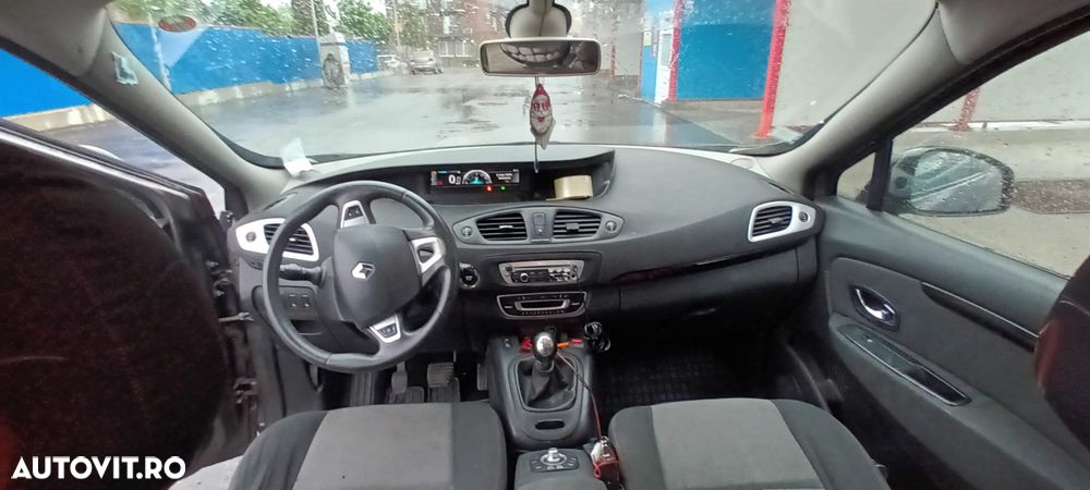 Renault Grand Scenic 1.5 dCi Expression - 5