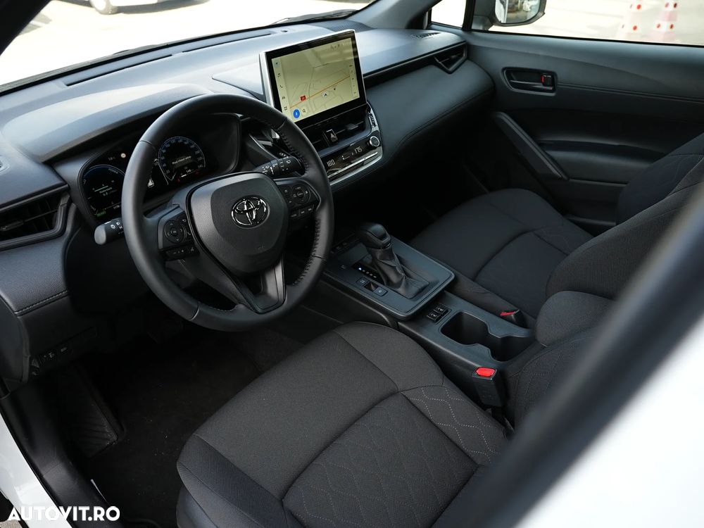 Toyota Corolla Cross - 6