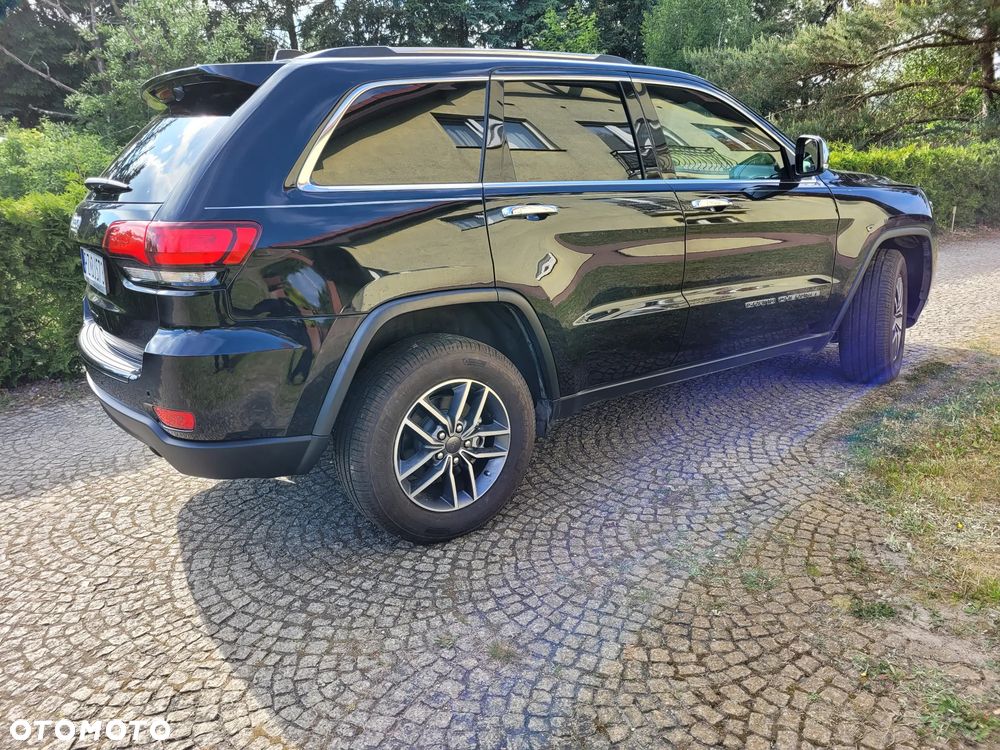 Jeep Grand Cherokee - 10