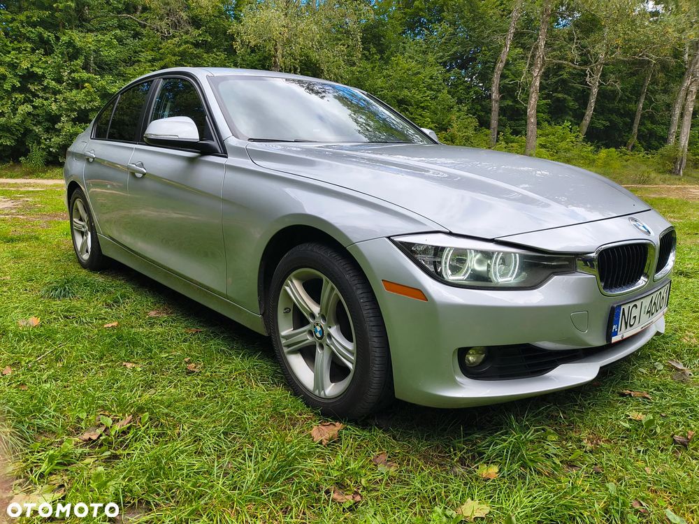 BMW Seria 3 328i xDrive Luxury Line - 1
