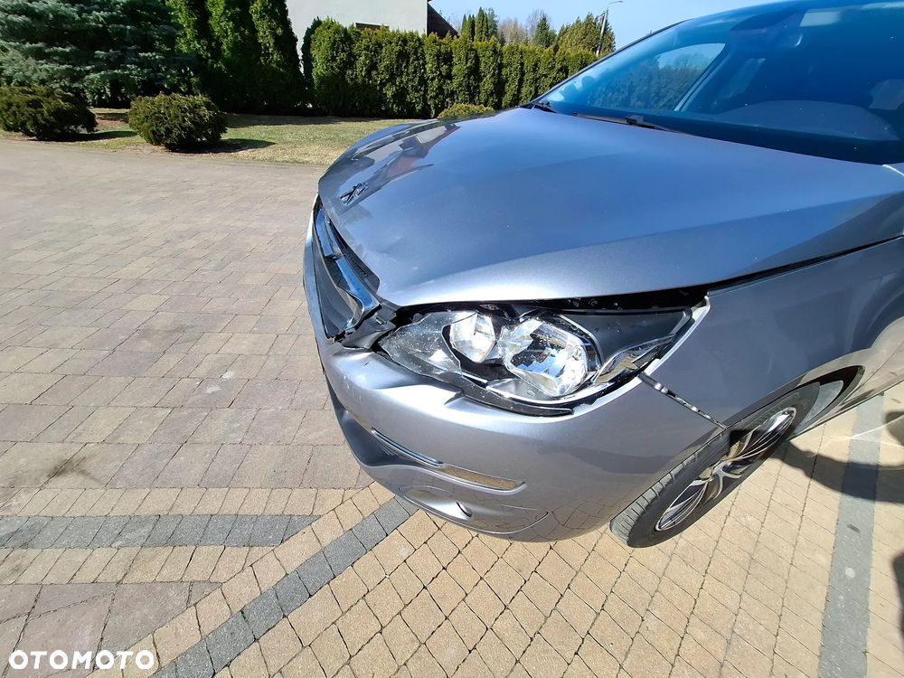 Peugeot 308 - 30