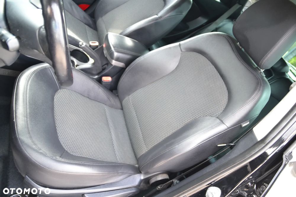 Hyundai ix35 1.6 2WD Comfort - 26