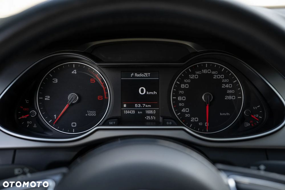Audi A4 Avant 2.0 TDI DPF clean diesel quattro S line Sportpaket - 27