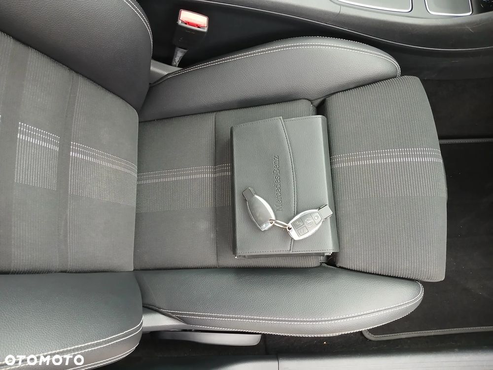 Mercedes-Benz Klasa A 180 (BlueEFFICIENCY) AMG Sport - 31