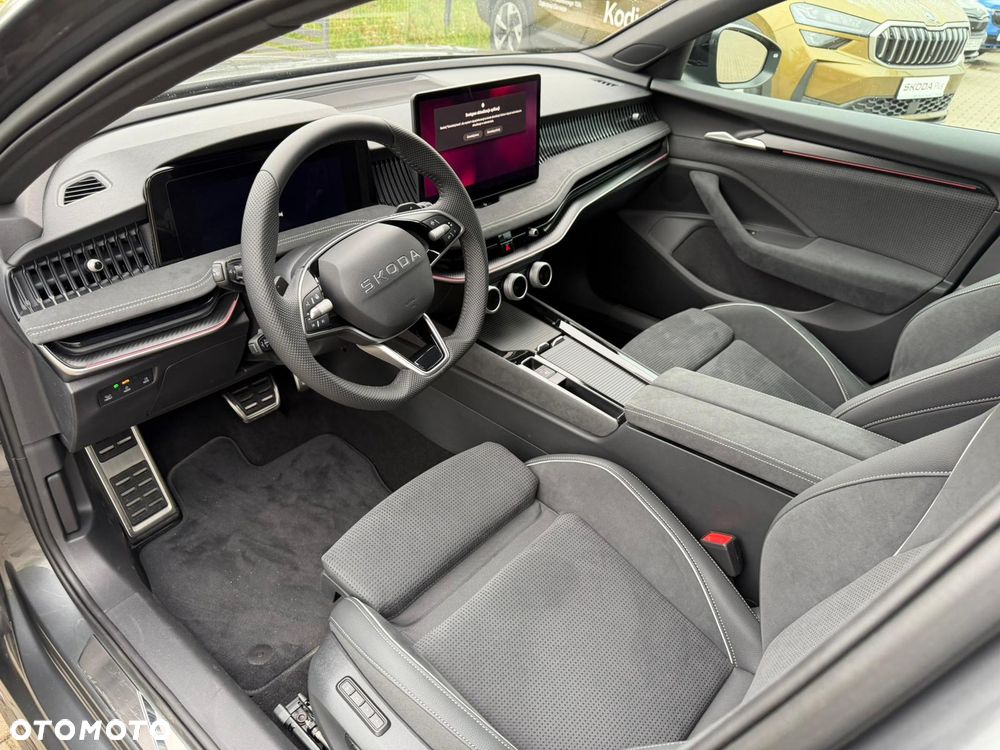 Skoda Superb 1.5 TSI Sportline DSG - 8
