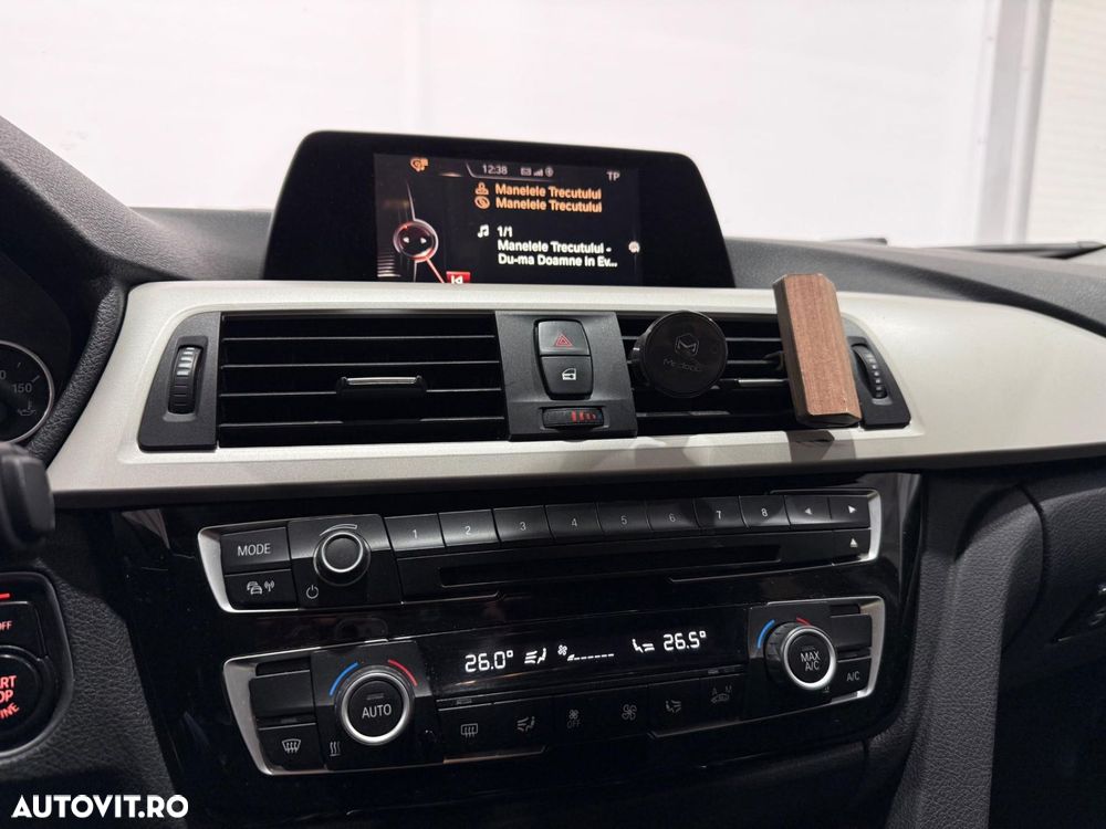 BMW Seria 3 320d Efficient Dynamic Edition Aut. - 11