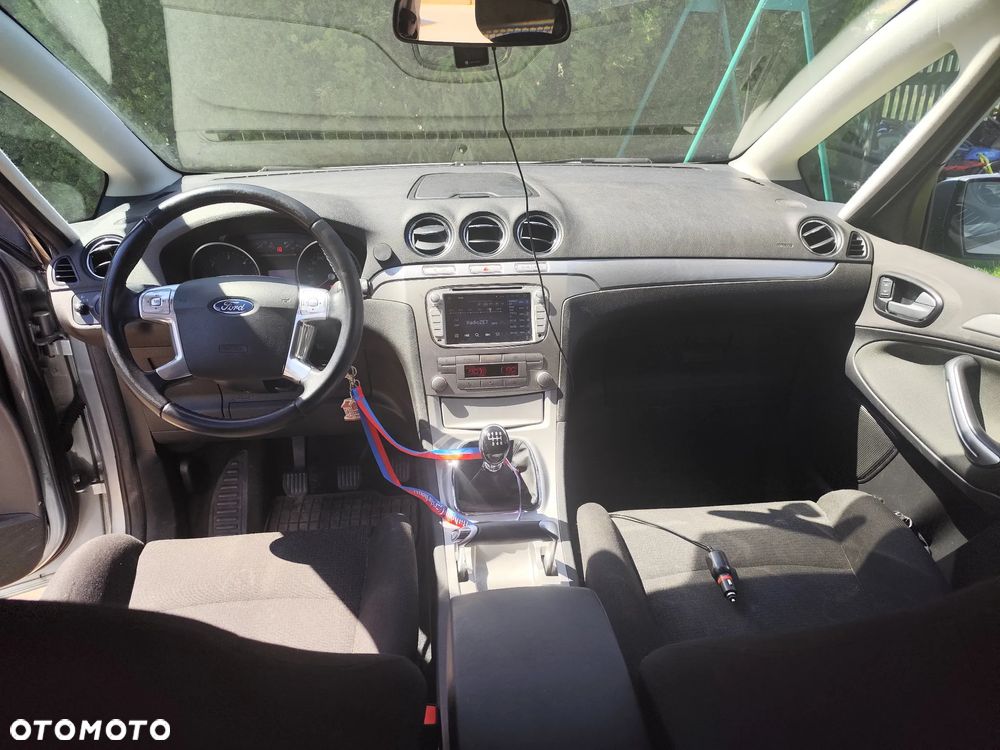 Ford S-Max - 6
