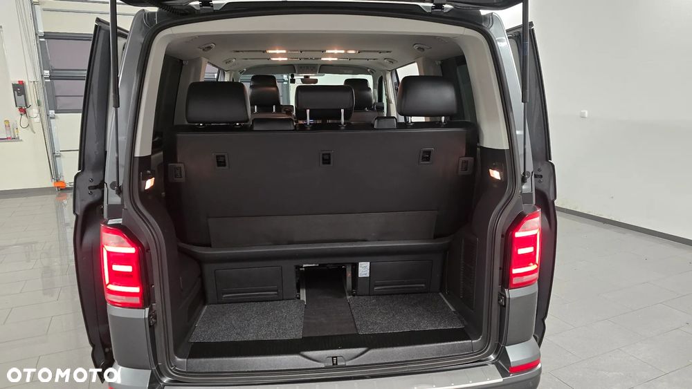 Volkswagen Multivan - 9